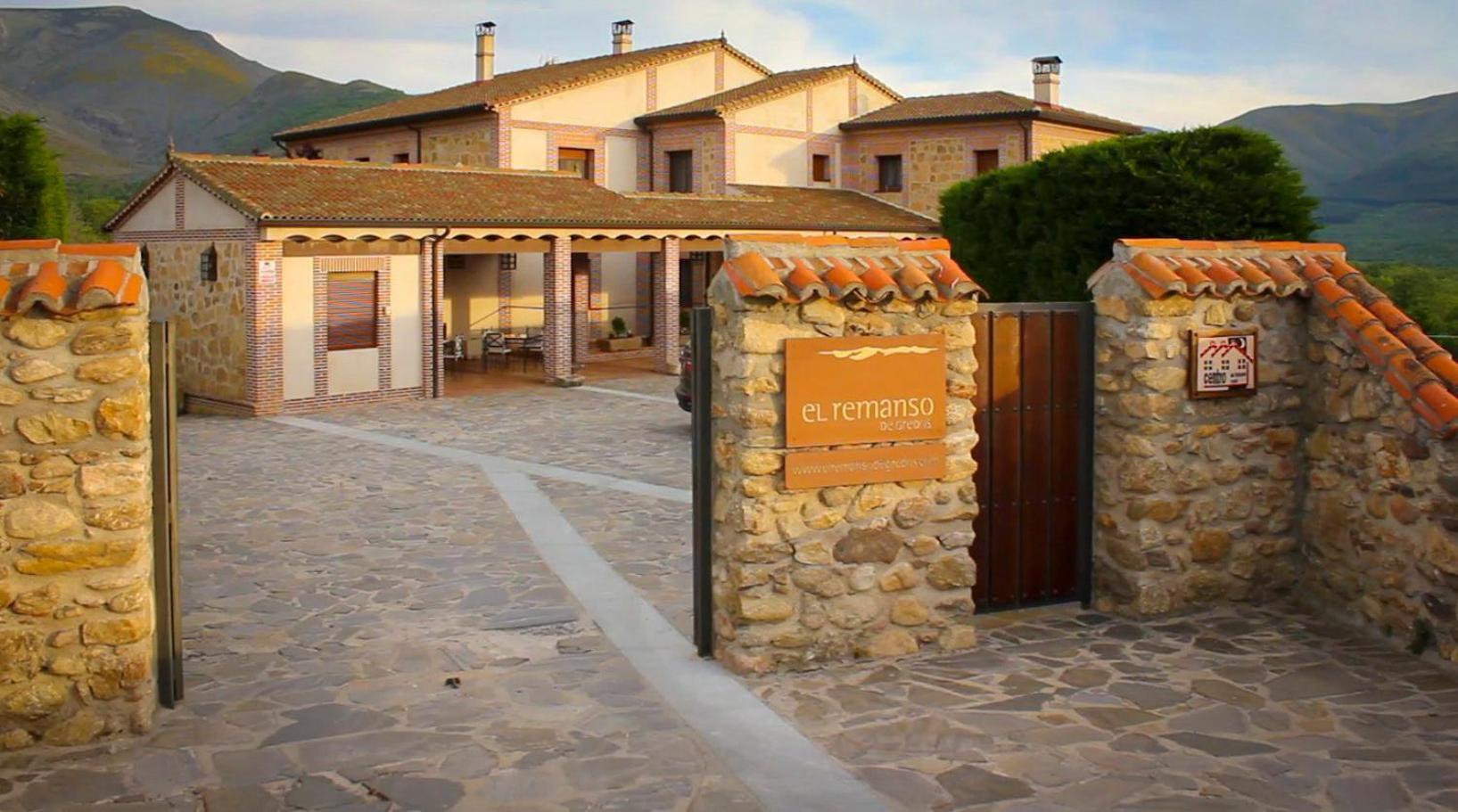 Gasthaus Remanso De Gredos Navalonguilla Exterior foto